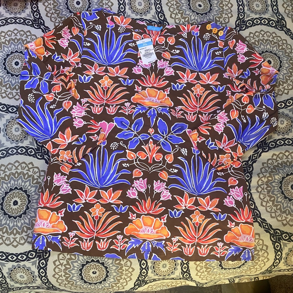 J. McLaughlin Wavesong Tee